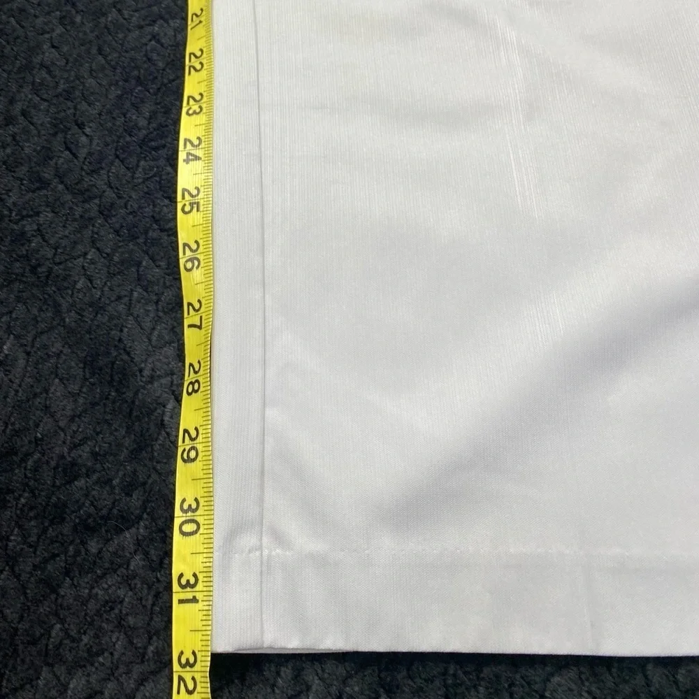 Izod Golf Pants Men’s 33W 32L Cream Color LIGHTWEIGHT GOLF CASUAL
